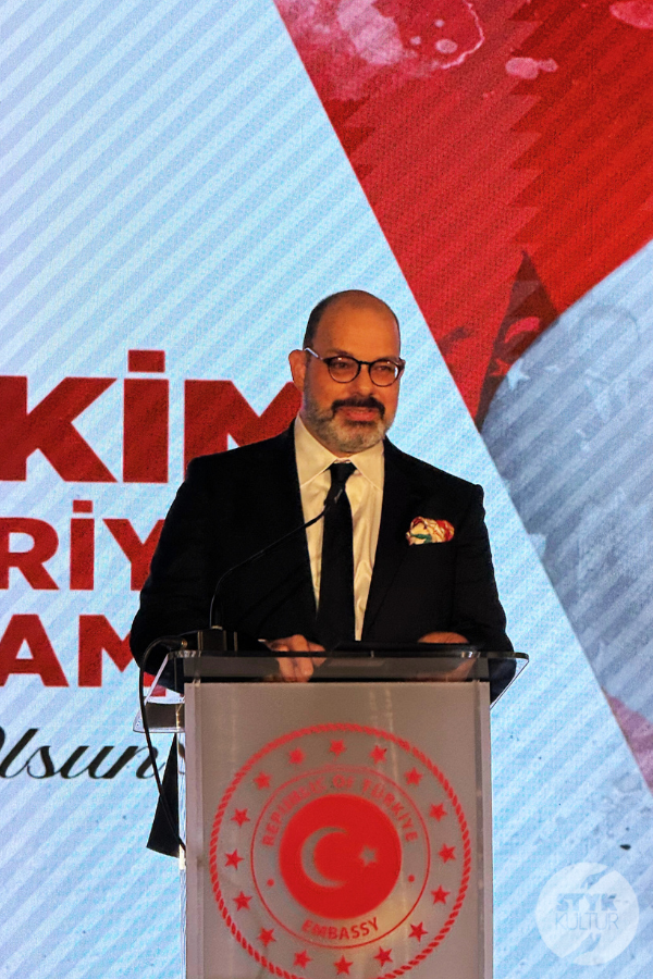 Styk Kultur - Agnieszka Maury | Turcja, Stambuł, książki - 29 Ekim Cumhuriyet Bayramı - Święto Republiki Turcji. Historia, znaczenie i współczesne obchody