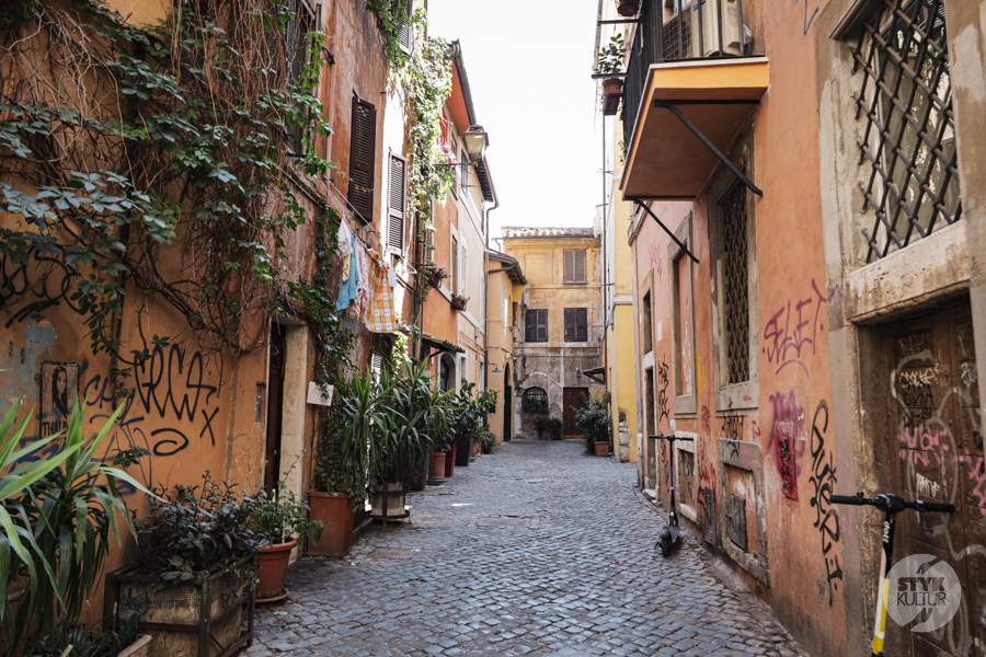 Styk Kultur - blog o Turcji - Odkryj Zatybrze (Trastevere) w Rzymie: przewodnik po uroczej dzielnicy Wiecznego Miasta