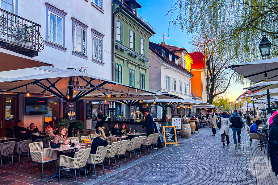 Lublana (Ljubljana) - malownicza stolica Słowenii [historia, symbol, atrakcje turystyczne, wskazówki i informacje praktyczne] Słowenia