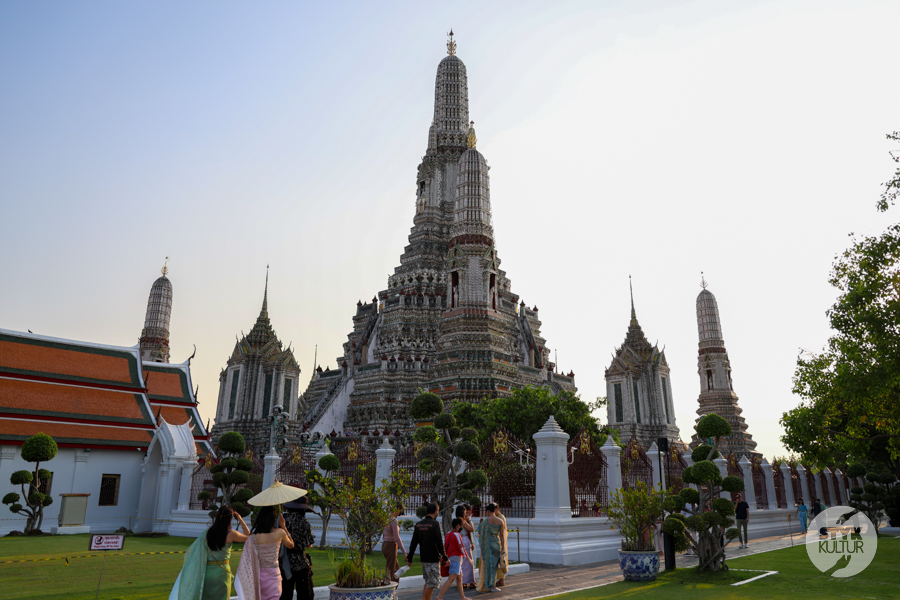 Styk Kultur - blog o Turcji - Świątynia Wat Arun w Bangkoku: jedna z największych atrakcji Tajlandii