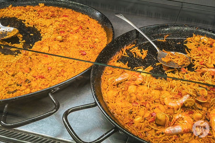 Walencja – przewodnik po perle wschodniej Hiszpanii Hiszpania Styk Kultur - Agnieszka Maury | Turcja, Stambuł, książki - Walencja – przewodnik po perle wschodniej Hiszpanii