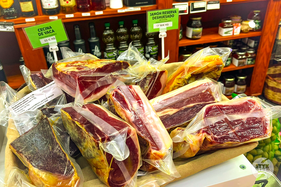 Styk Kultur - Agnieszka Maury | Turcja, Stambuł, książki - Castellón de la Plana – przewodnik po ukrytej perle wschodniej Hiszpanii