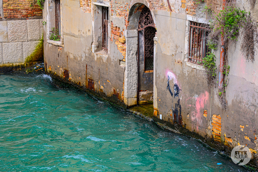Styk Kultur - Agnieszka Maury | Turcja, Stambuł, książki - Banksy w Wenecji – street art w mieście kanałów