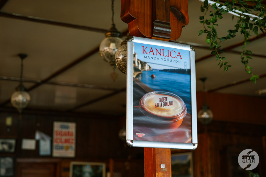 Styk Kultur - Agnieszka Maury | Turcja, Stambuł, książki - Jogurt Kanlıca – smak Bosforu zaklęty w tradycji