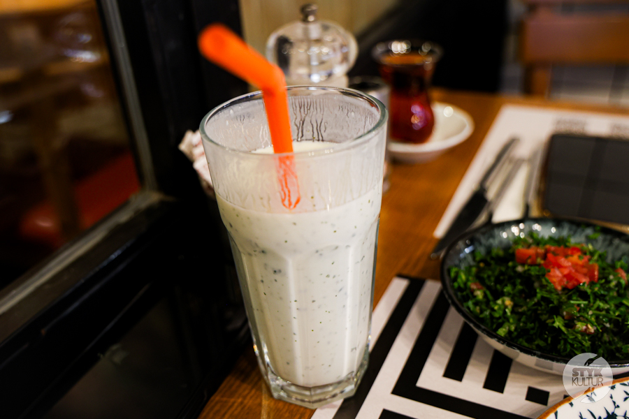 Styk Kultur - Agnieszka Maury | Turcja, Stambuł, książki - Tahin Karaköy – libańska kuchnia w sercu Stambułu