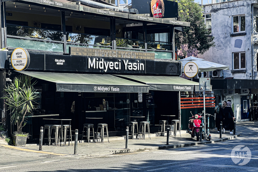 Midye Dolma – turecka legenda ulicznego smaku. Czy są bezpieczne? Turcja Styk Kultur - Agnieszka Maury | Turcja, Stambuł, książki - Midye Dolma – turecka legenda ulicznego smaku. Czy są bezpieczne?