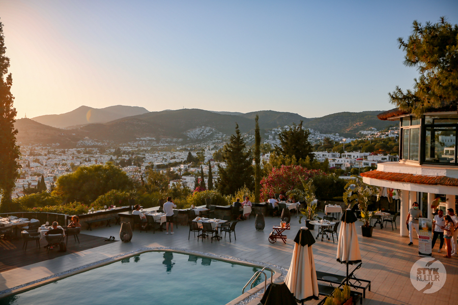 Styk Kultur - Agnieszka Maury | Turcja, Stambuł, książki - Riwiera Turecka czy Stambuł? Tu znajdziesz tanie loty do całej Turcji!