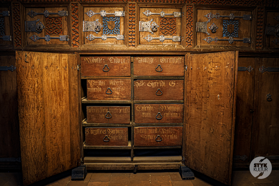 Katedra w Roskilde - ceglana kronika duńskiej monarchii wpisana na listę UNESCO Europa Styk Kultur - Agnieszka Maury | Turcja, Stambuł, książki - Katedra w Roskilde - ceglana kronika duńskiej monarchii wpisana na listę UNESCO