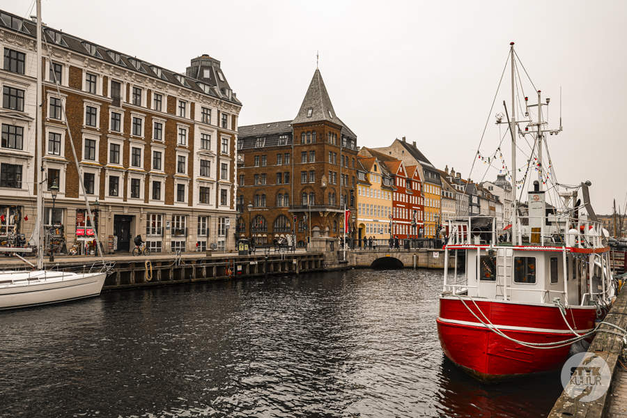 Największe atrakcje Kopenhagi – przewodnik po mieście, które redefiniuje sztukę życia Europa Styk Kultur - Agnieszka Maury | Turcja, Stambuł, książki - Największe atrakcje Kopenhagi – przewodnik po mieście, które redefiniuje sztukę życia