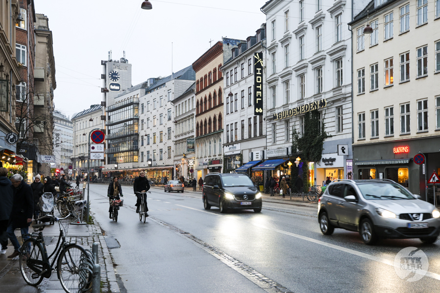 Największe atrakcje Kopenhagi – przewodnik po mieście, które redefiniuje sztukę życia Europa Styk Kultur - Agnieszka Maury | Turcja, Stambuł, książki - Największe atrakcje Kopenhagi – przewodnik po mieście, które redefiniuje sztukę życia
