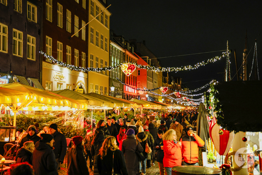 Największe atrakcje Kopenhagi – przewodnik po mieście, które redefiniuje sztukę życia Europa Styk Kultur - Agnieszka Maury | Turcja, Stambuł, książki - Największe atrakcje Kopenhagi – przewodnik po mieście, które redefiniuje sztukę życia