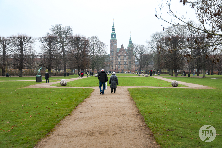 Największe atrakcje Kopenhagi – przewodnik po mieście, które redefiniuje sztukę życia Europa Styk Kultur - Agnieszka Maury | Turcja, Stambuł, książki - Największe atrakcje Kopenhagi – przewodnik po mieście, które redefiniuje sztukę życia
