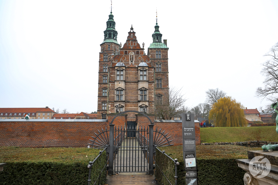 Największe atrakcje Kopenhagi – przewodnik po mieście, które redefiniuje sztukę życia Europa Styk Kultur - Agnieszka Maury | Turcja, Stambuł, książki - Największe atrakcje Kopenhagi – przewodnik po mieście, które redefiniuje sztukę życia