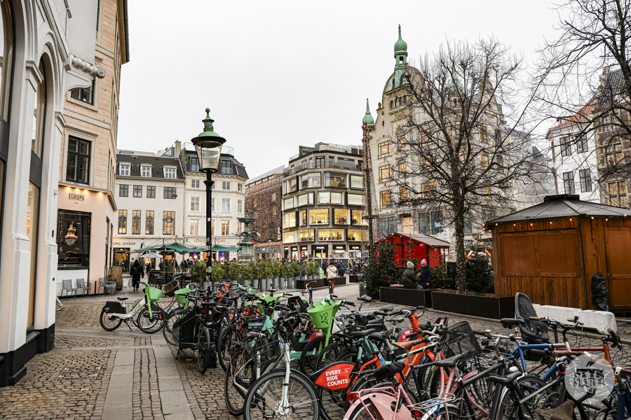 Największe atrakcje Kopenhagi – przewodnik po mieście, które redefiniuje sztukę życia Europa Styk Kultur - Agnieszka Maury | Turcja, Stambuł, książki - Największe atrakcje Kopenhagi – przewodnik po mieście, które redefiniuje sztukę życia